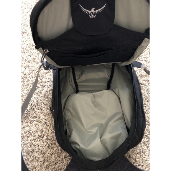 Osprey 11”x18” Black Climbing Backpack - Picture 6 of 9